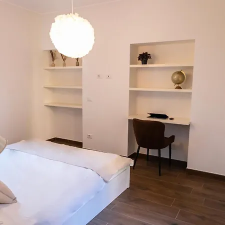 La Dolce Dimora, Centro Luxury & Comfort Apartament *